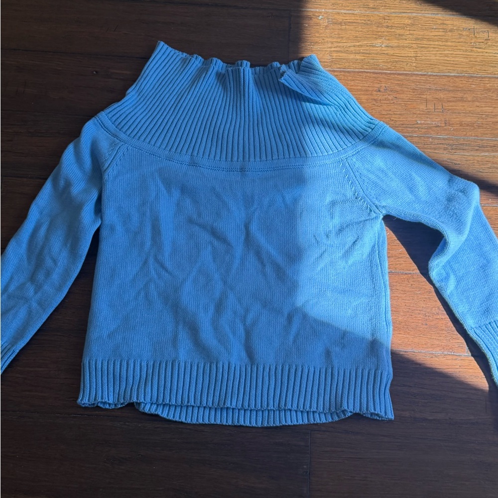 Blue top